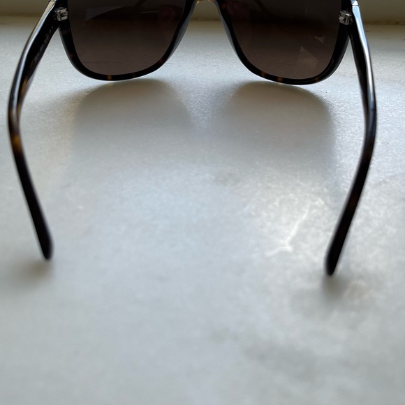 PRADA SUNGLASSES - Picture 7 of 14